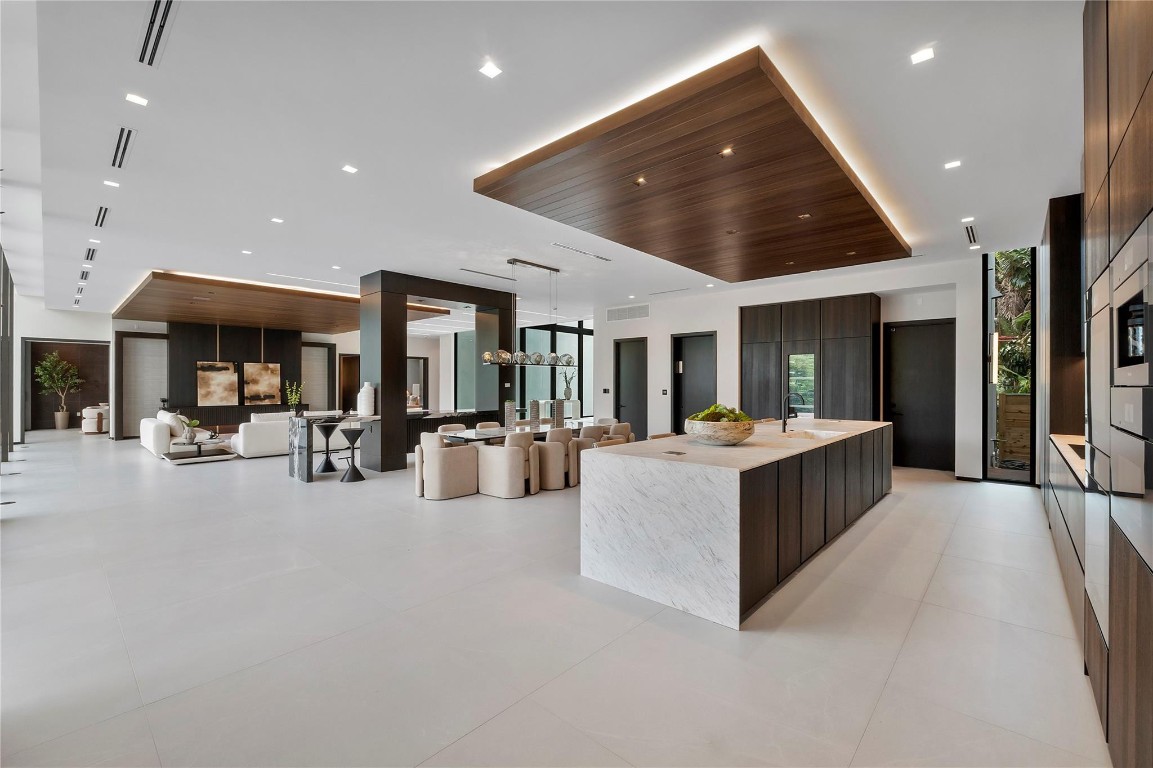 681 Golden Harbour, Boca Raton FL 33432