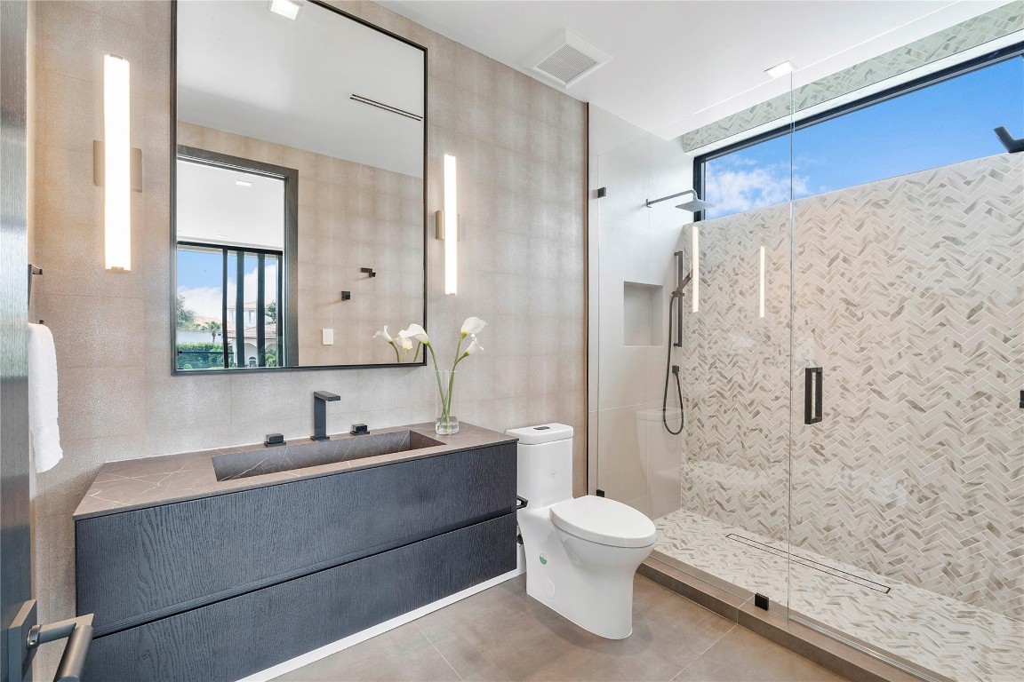 681 Golden Harbour, Boca Raton FL 33432