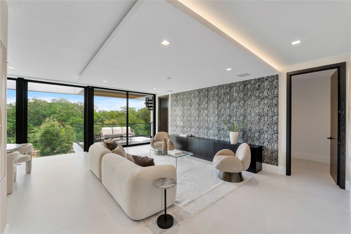 681 Golden Harbour, Boca Raton FL 33432