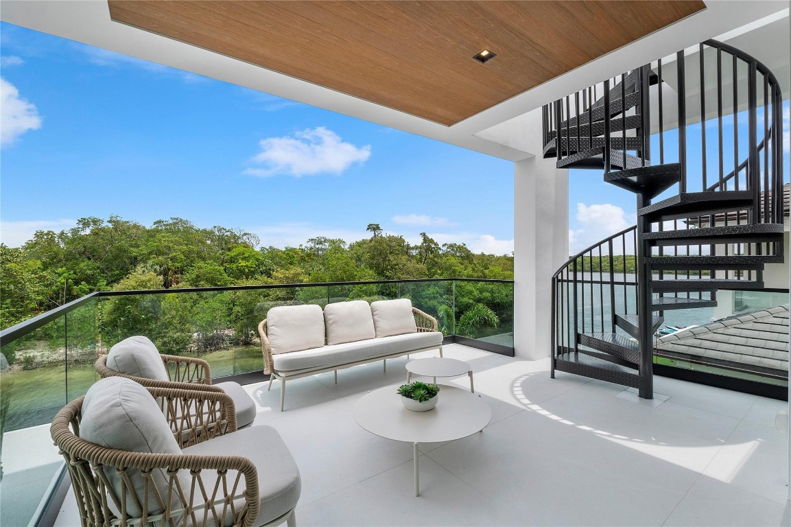 681 Golden Harbour, Boca Raton FL 33432
