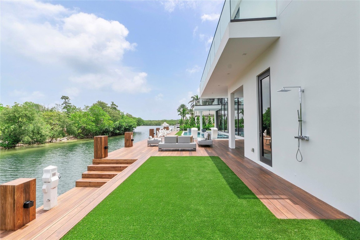 681 Golden Harbour, Boca Raton FL 33432
