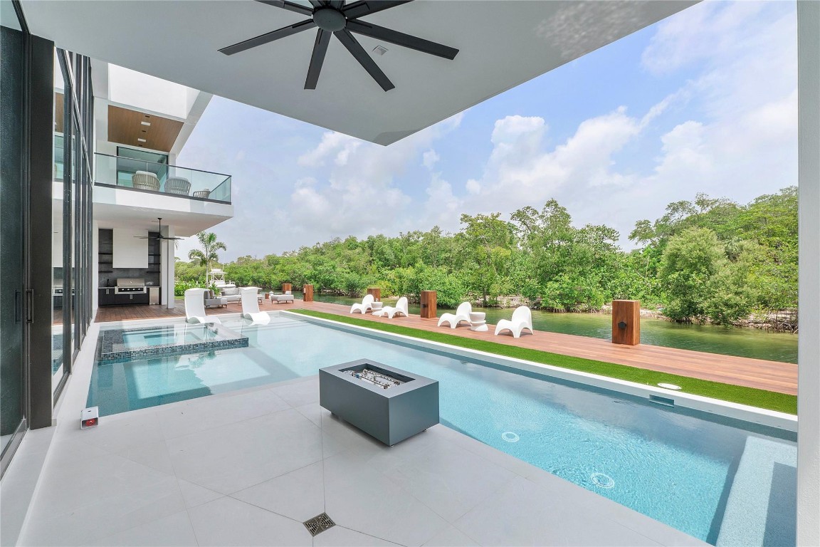 681 Golden Harbour, Boca Raton FL 33432