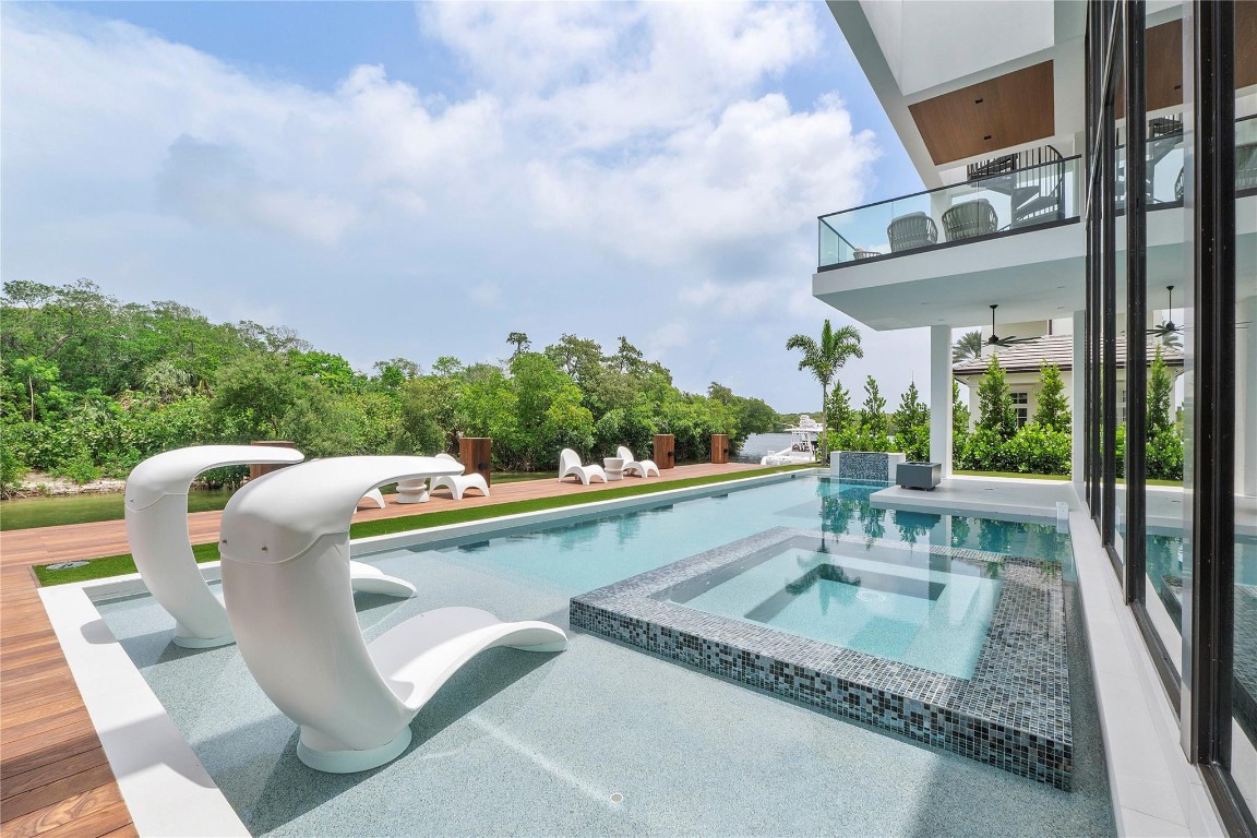 681 Golden Harbour, Boca Raton FL 33432