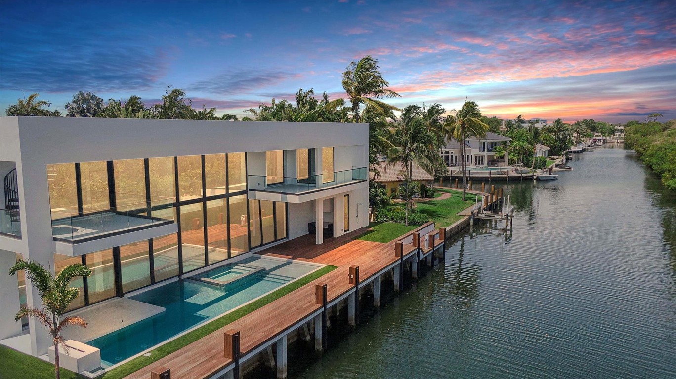 681 Golden Harbour, Boca Raton FL 33432