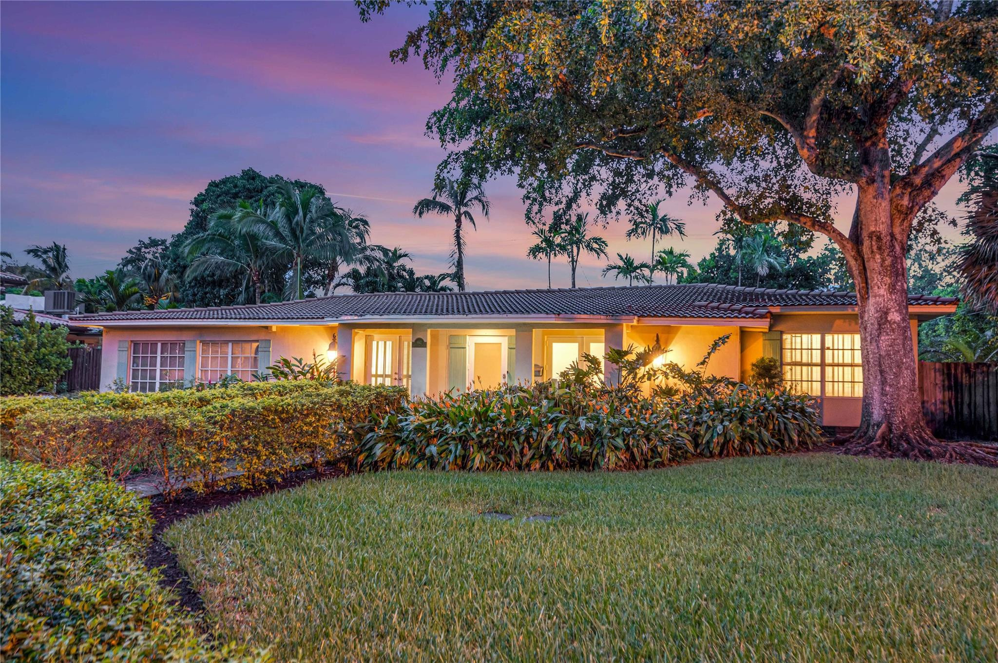 1612 E Lake, Fort Lauderdale FL 33316