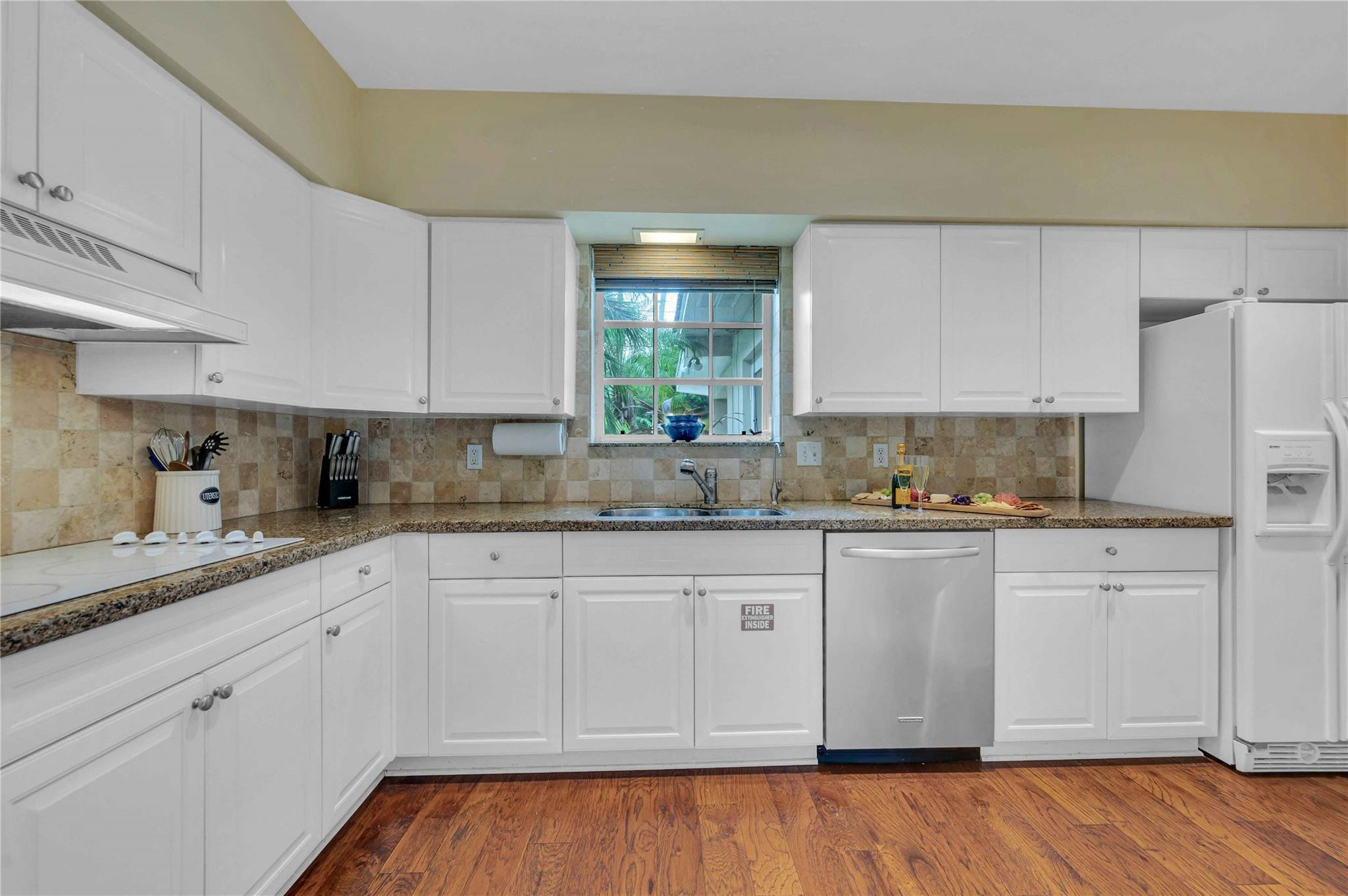 1612 E Lake, Fort Lauderdale FL 33316
