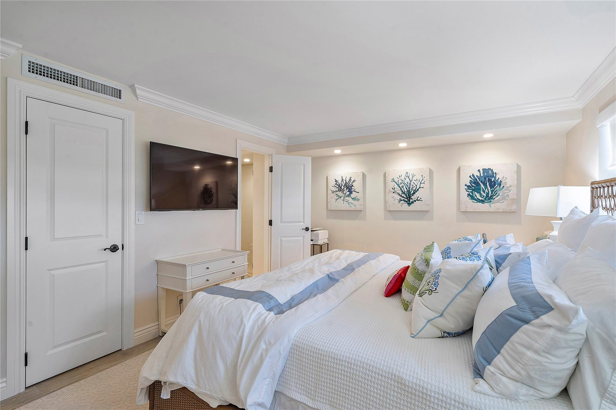 1710 S Ocean #201, Fort Lauderdale FL 33316