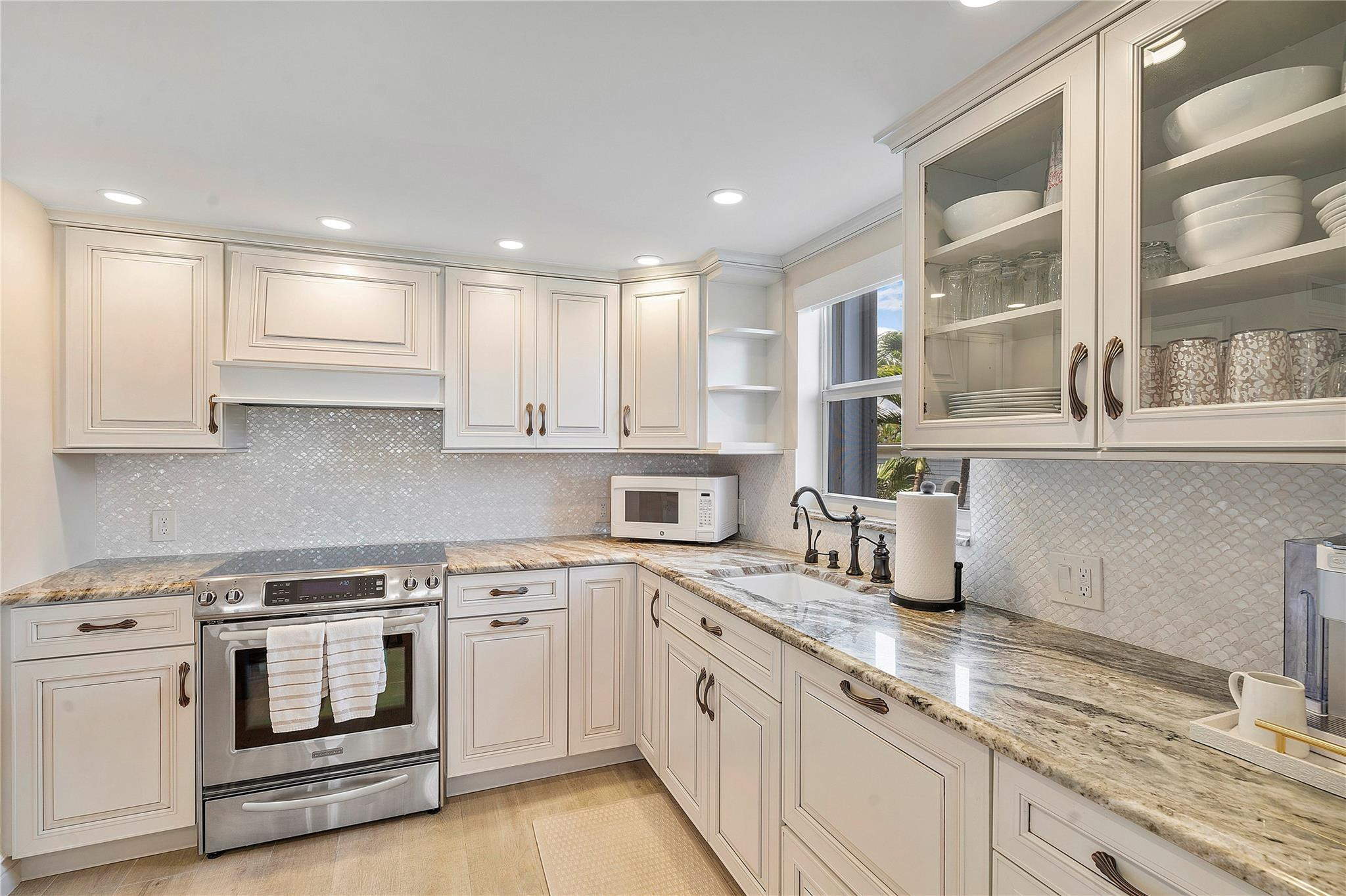 1710 S Ocean #201, Fort Lauderdale FL 33316