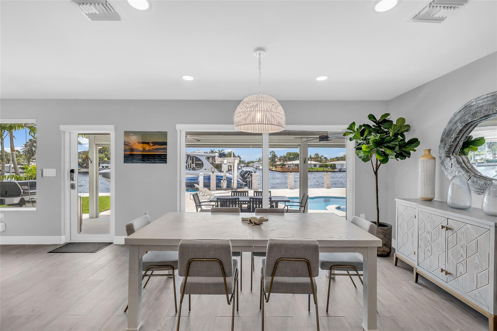 2005 N Riverside, Pompano Beach FL 33062
