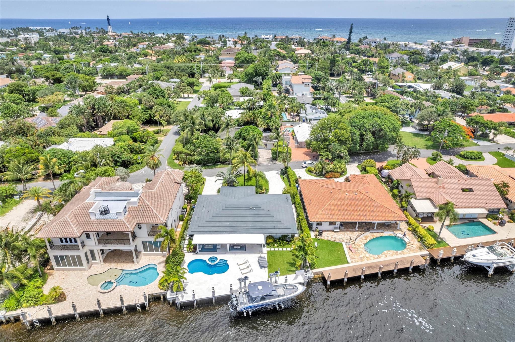 2005 N Riverside, Pompano Beach FL 33062