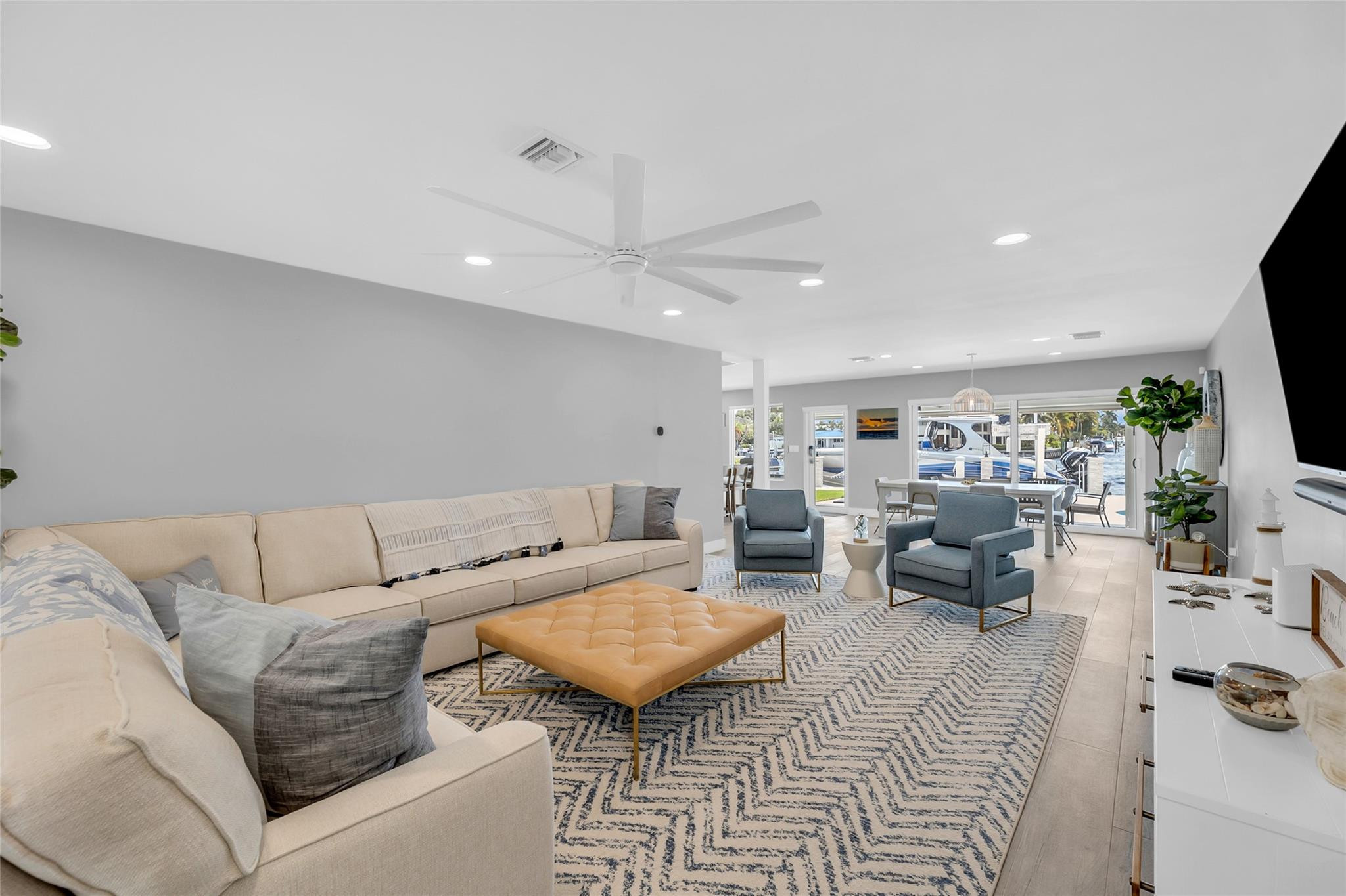 2005 N Riverside, Pompano Beach FL 33062
