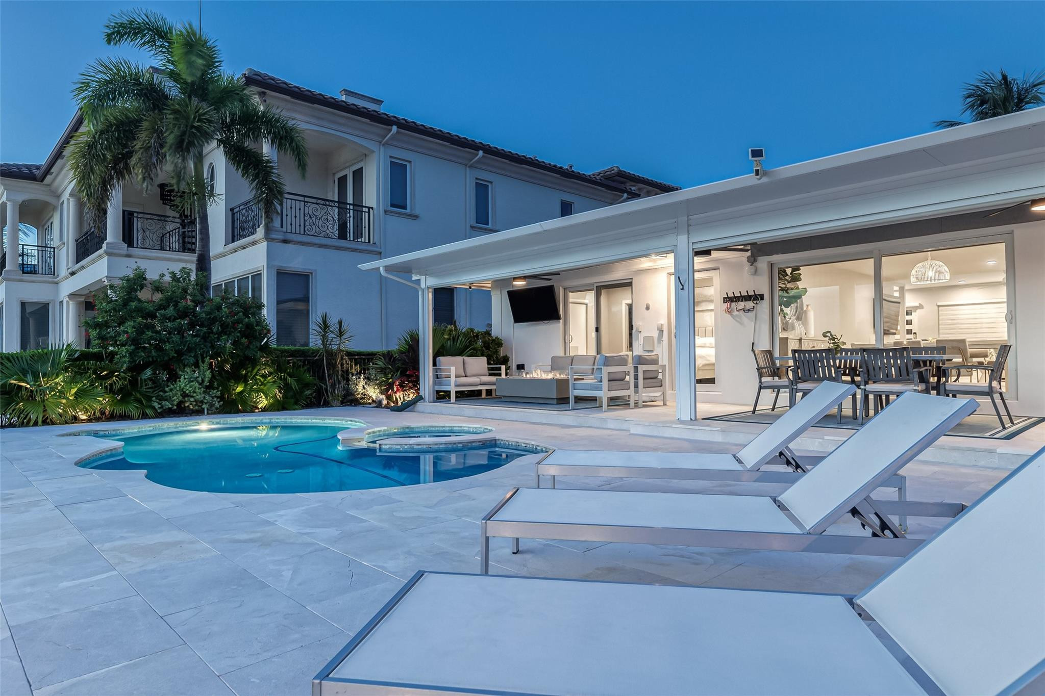 2005 N Riverside, Pompano Beach FL 33062