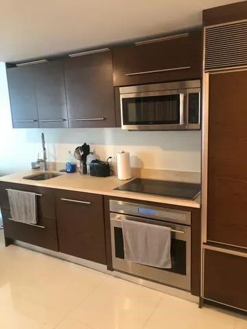 495 Brickell Ave #2106, Miami FL 33131