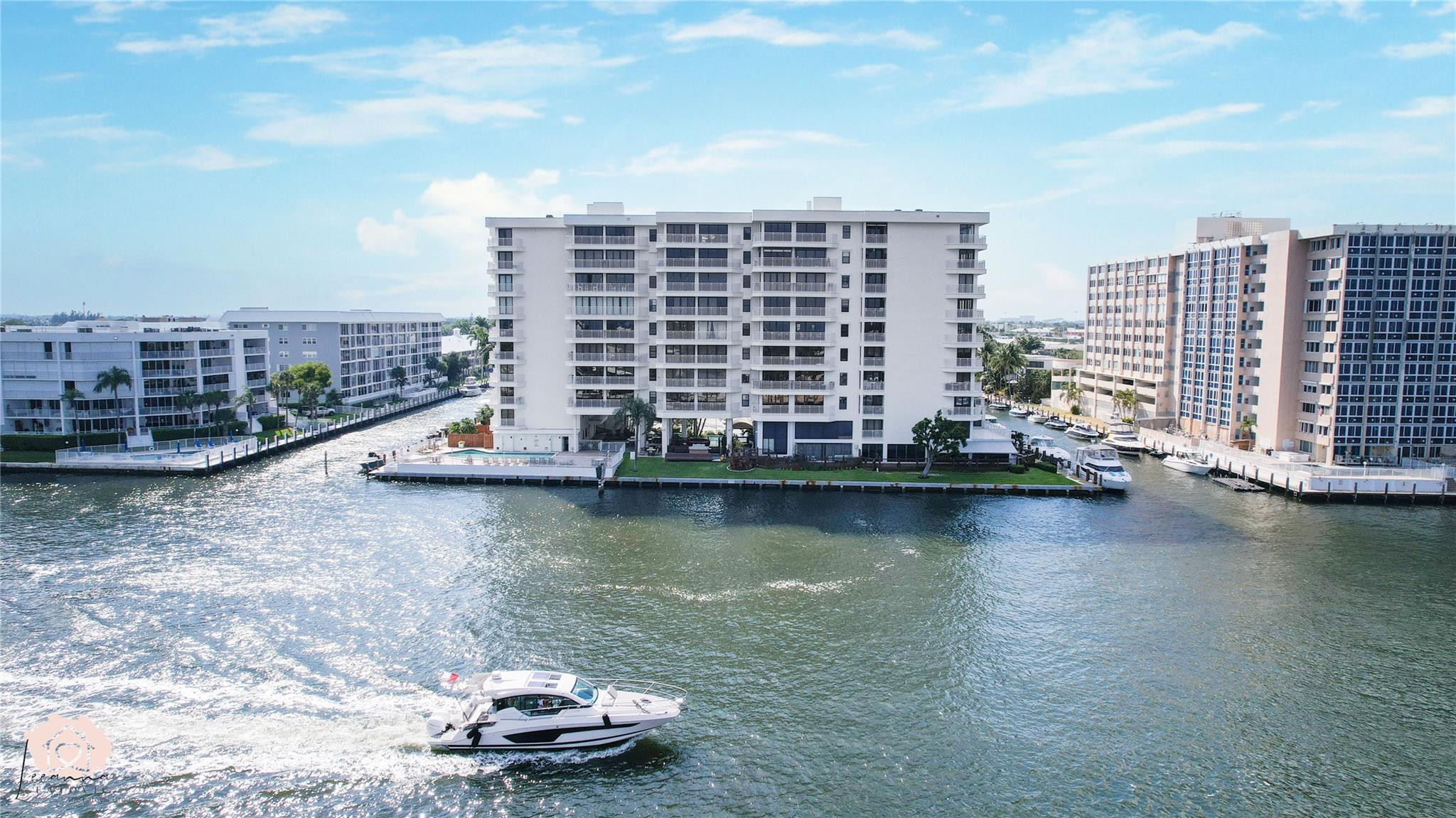 3100 NE 48th #907, Fort Lauderdale FL 33308