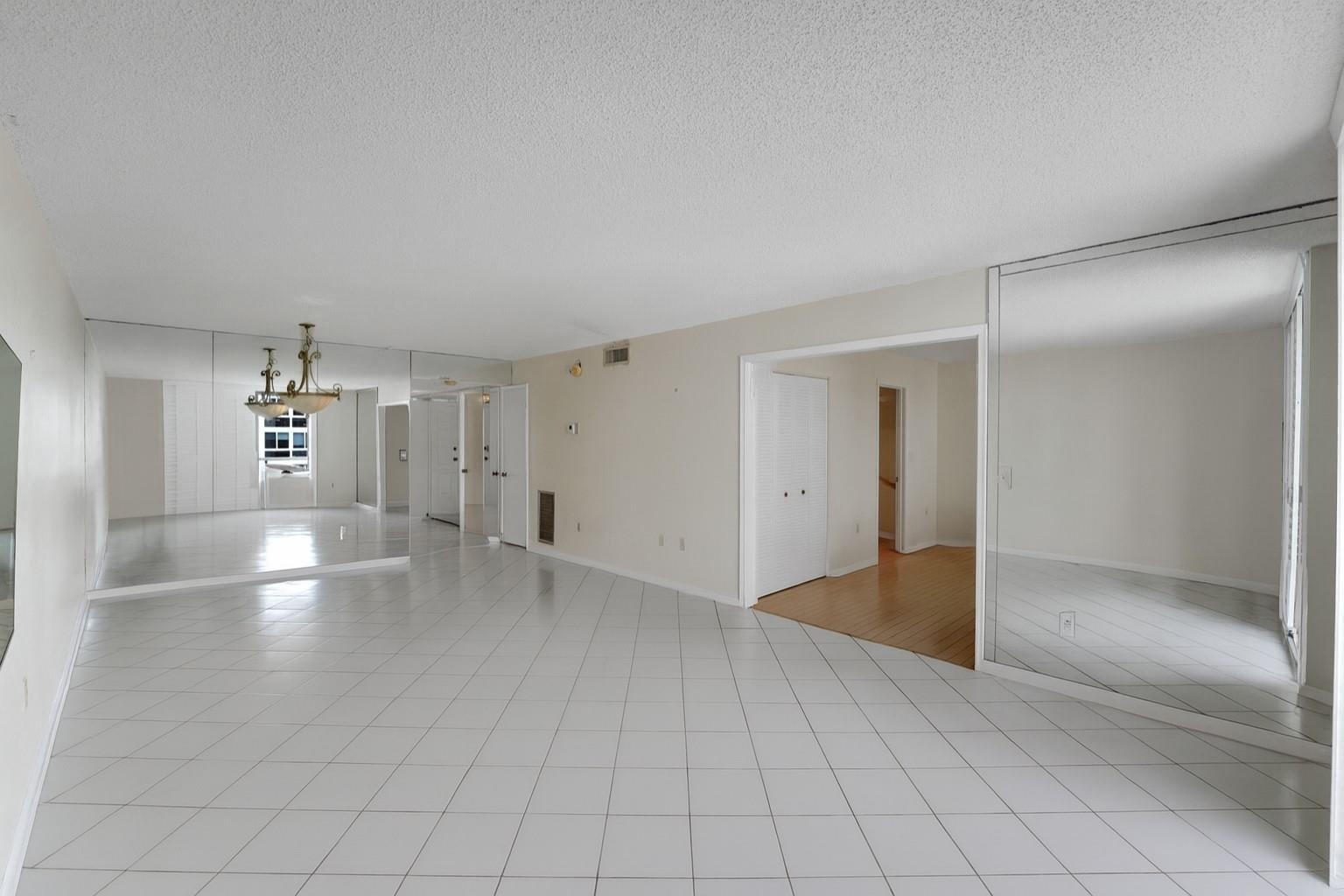 3100 NE 48th #907, Fort Lauderdale FL 33308