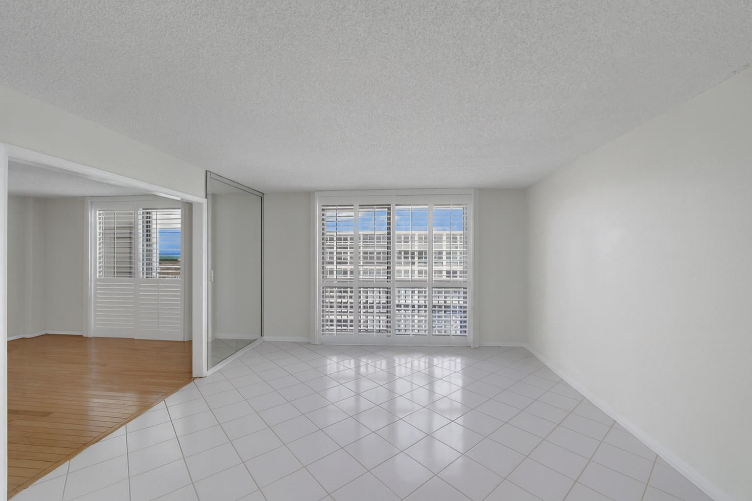 3100 NE 48th #907, Fort Lauderdale FL 33308