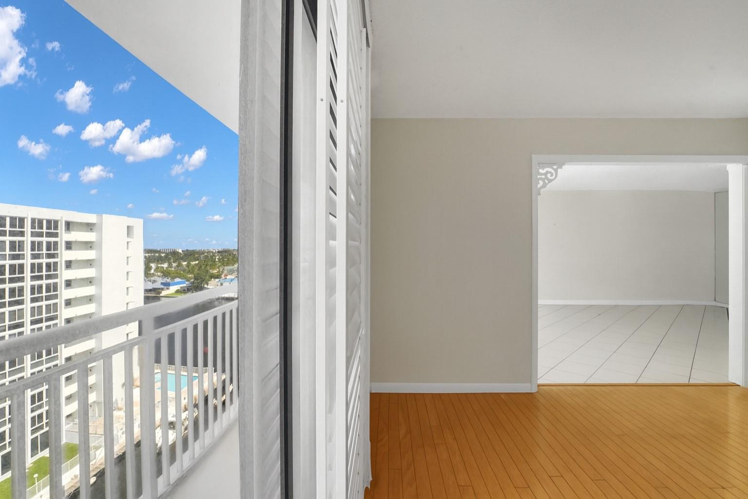 3100 NE 48th #907, Fort Lauderdale FL 33308