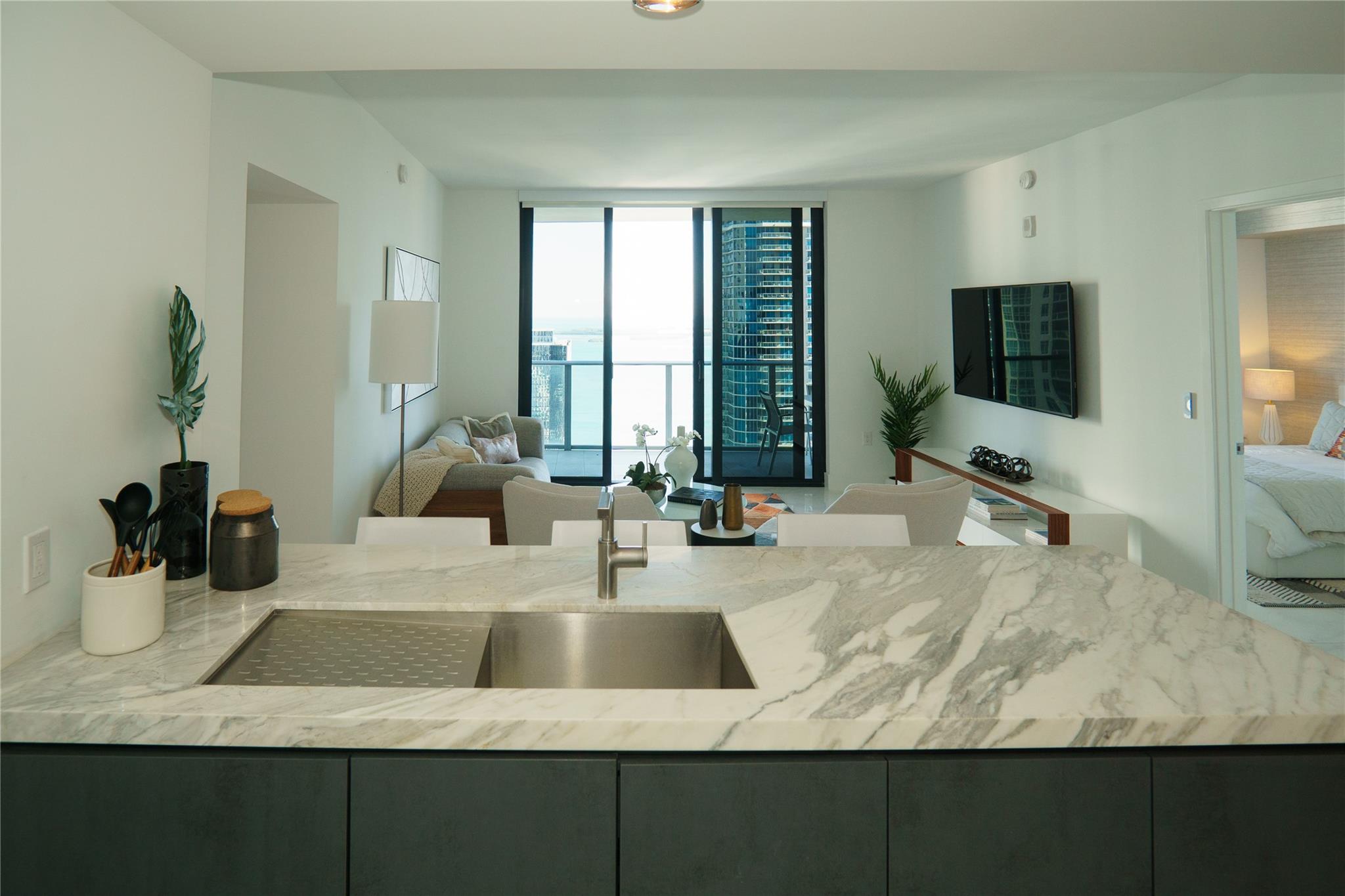 1010 Brickell Ave #4002, Miami FL 33131