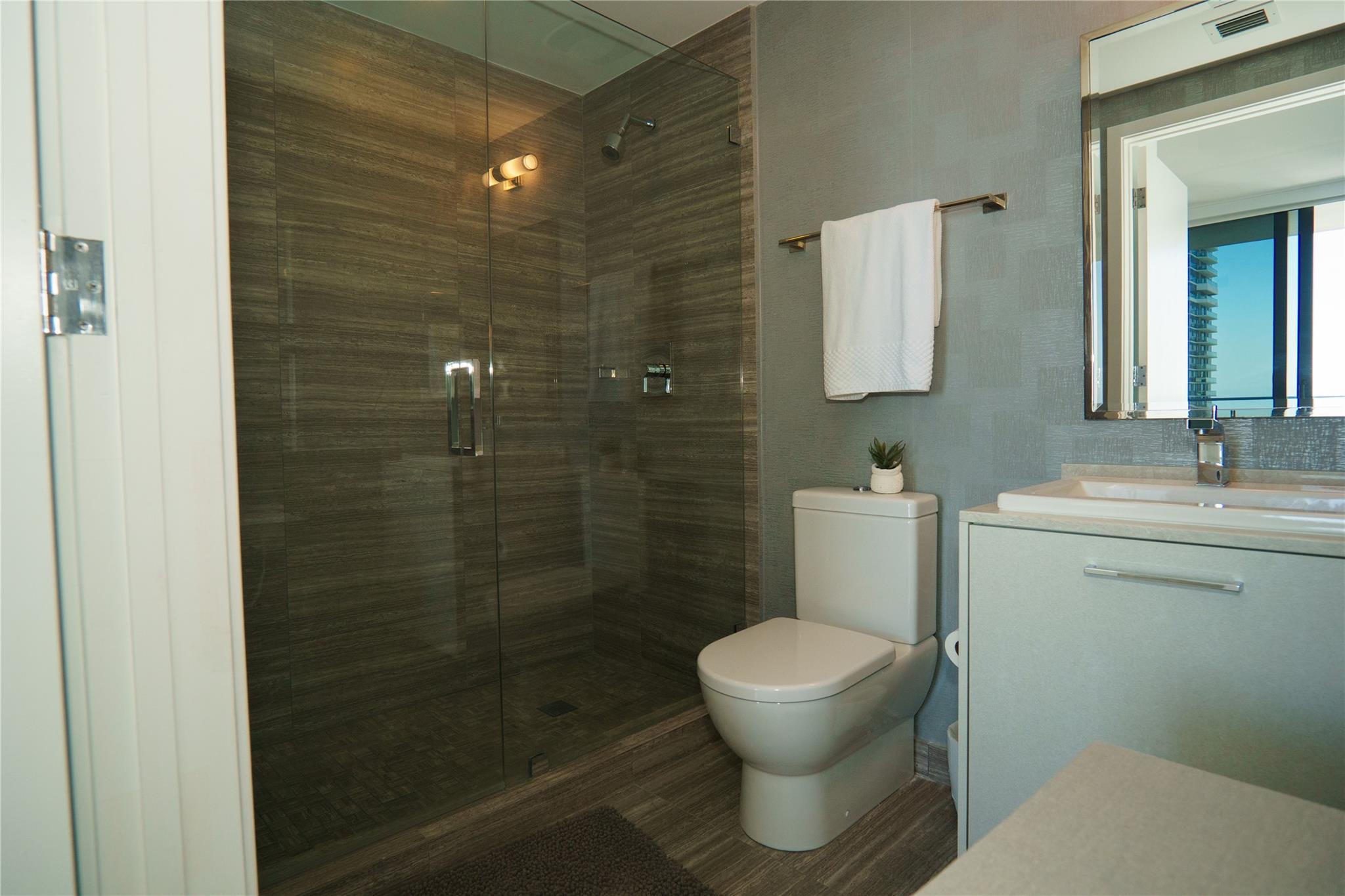 1010 Brickell Ave #4002, Miami FL 33131