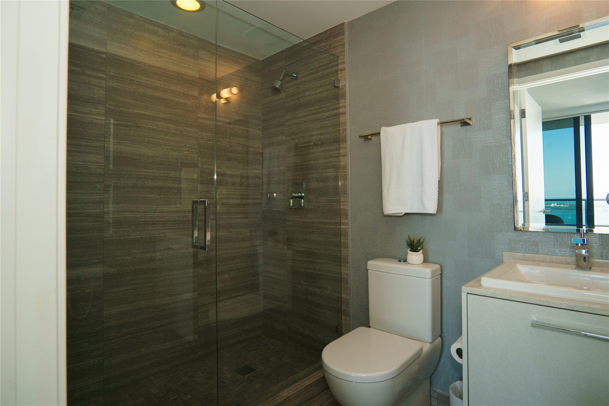 1010 Brickell Ave #4002, Miami FL 33131