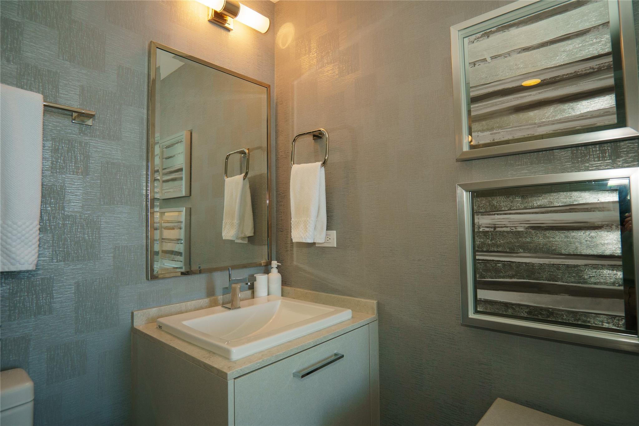 1010 Brickell Ave #4002, Miami FL 33131