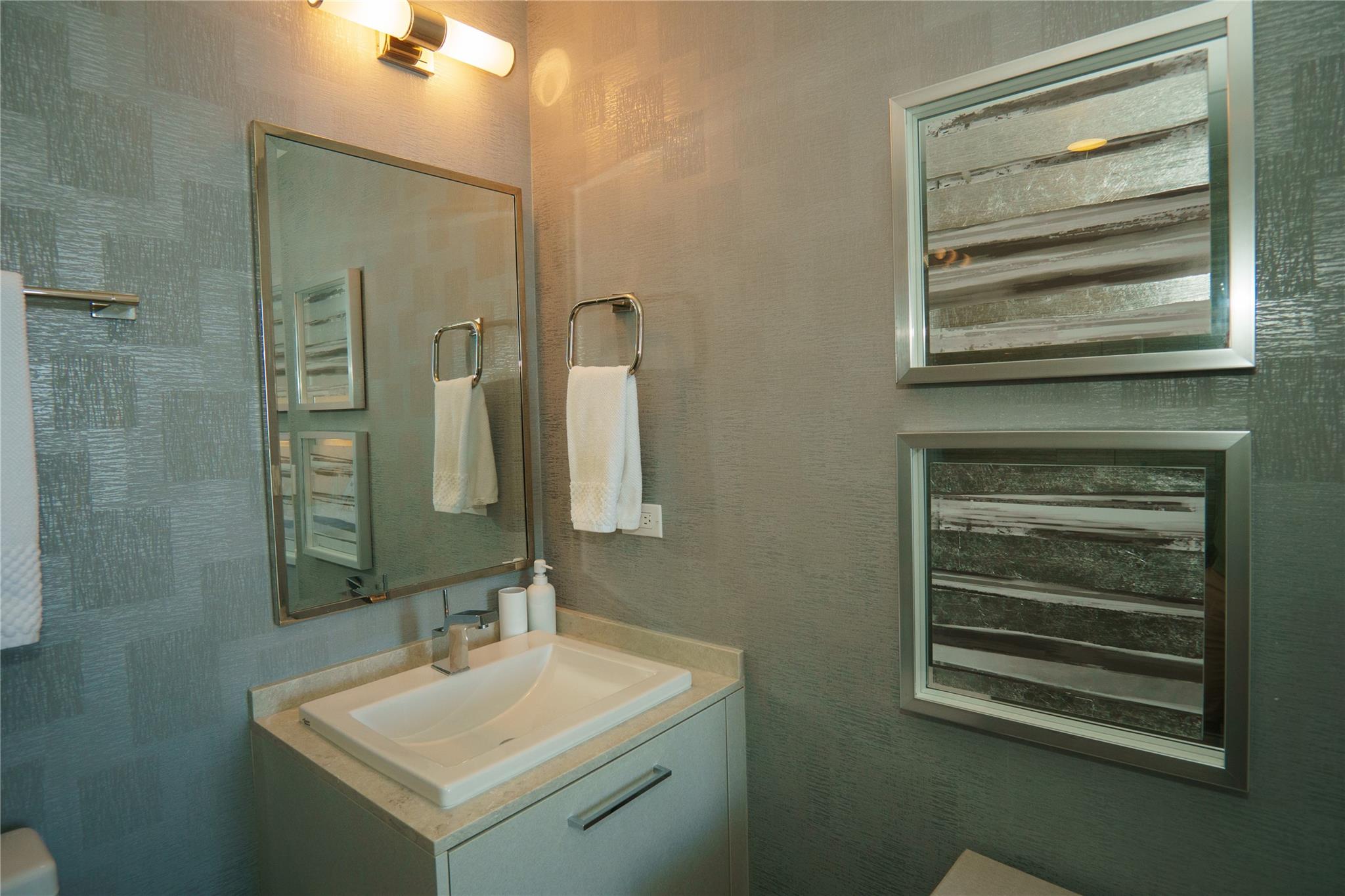 1010 Brickell Ave #4002, Miami FL 33131
