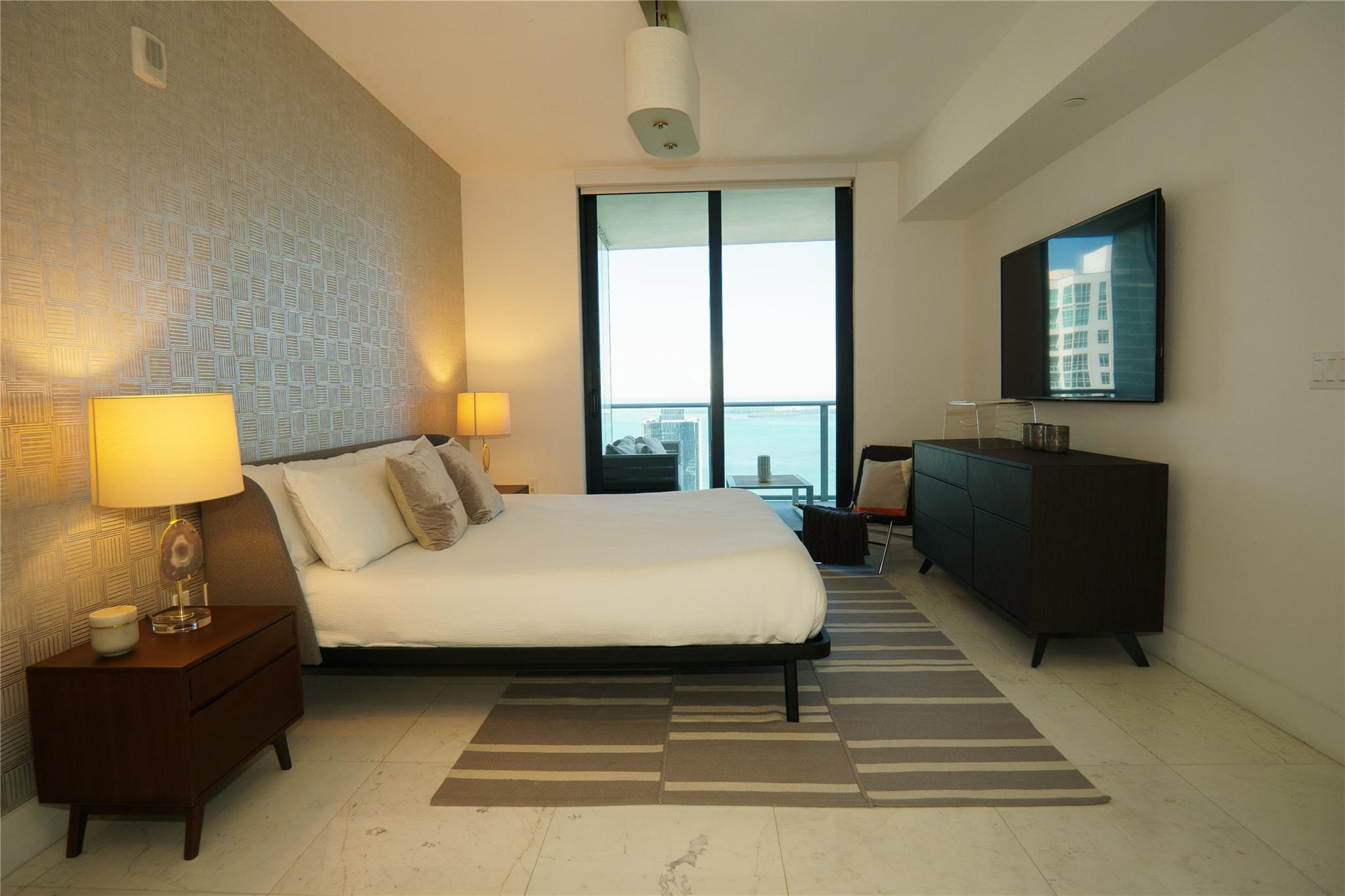 1010 Brickell Ave #4002, Miami FL 33131