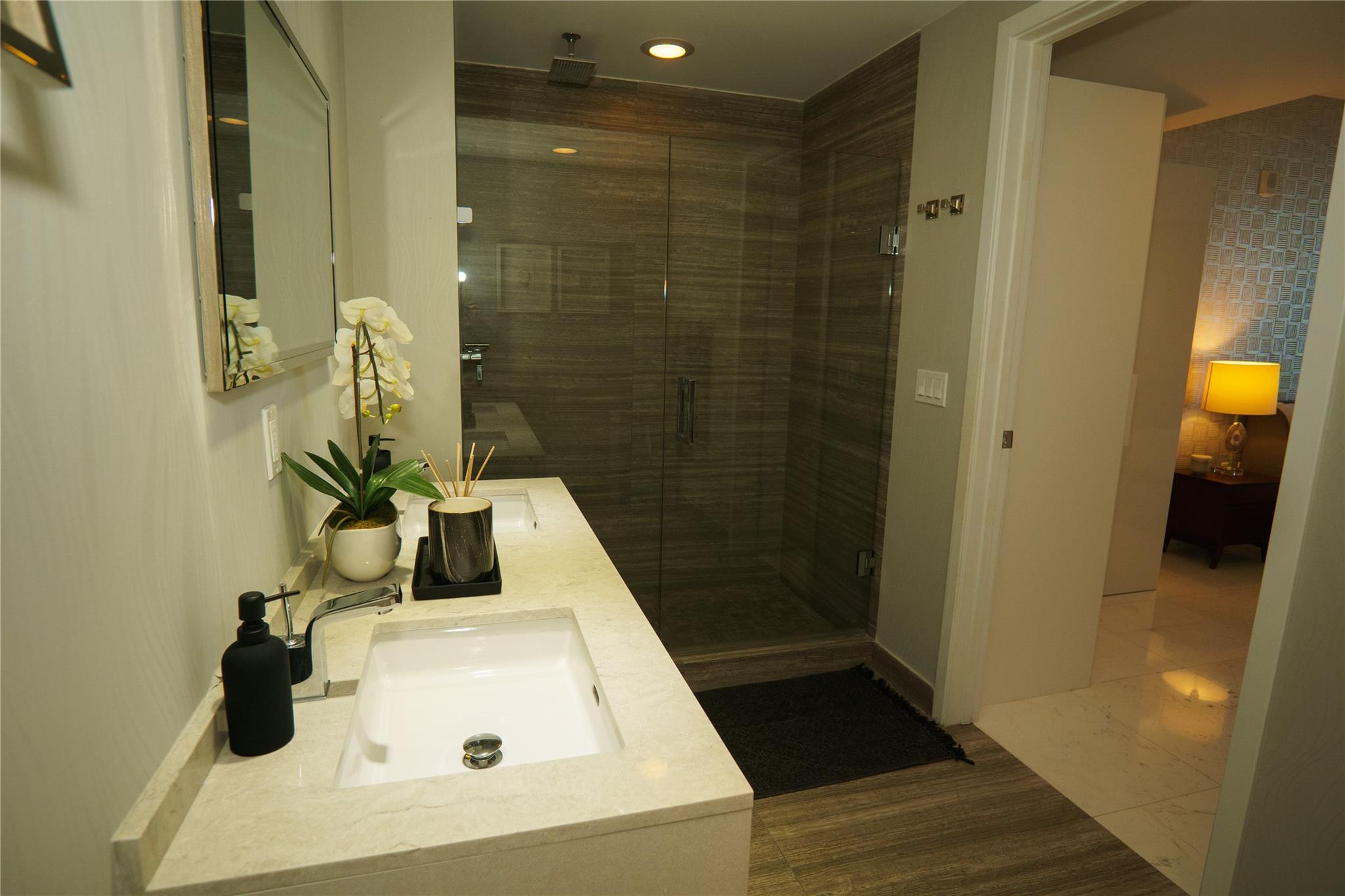1010 Brickell Ave #4002, Miami FL 33131