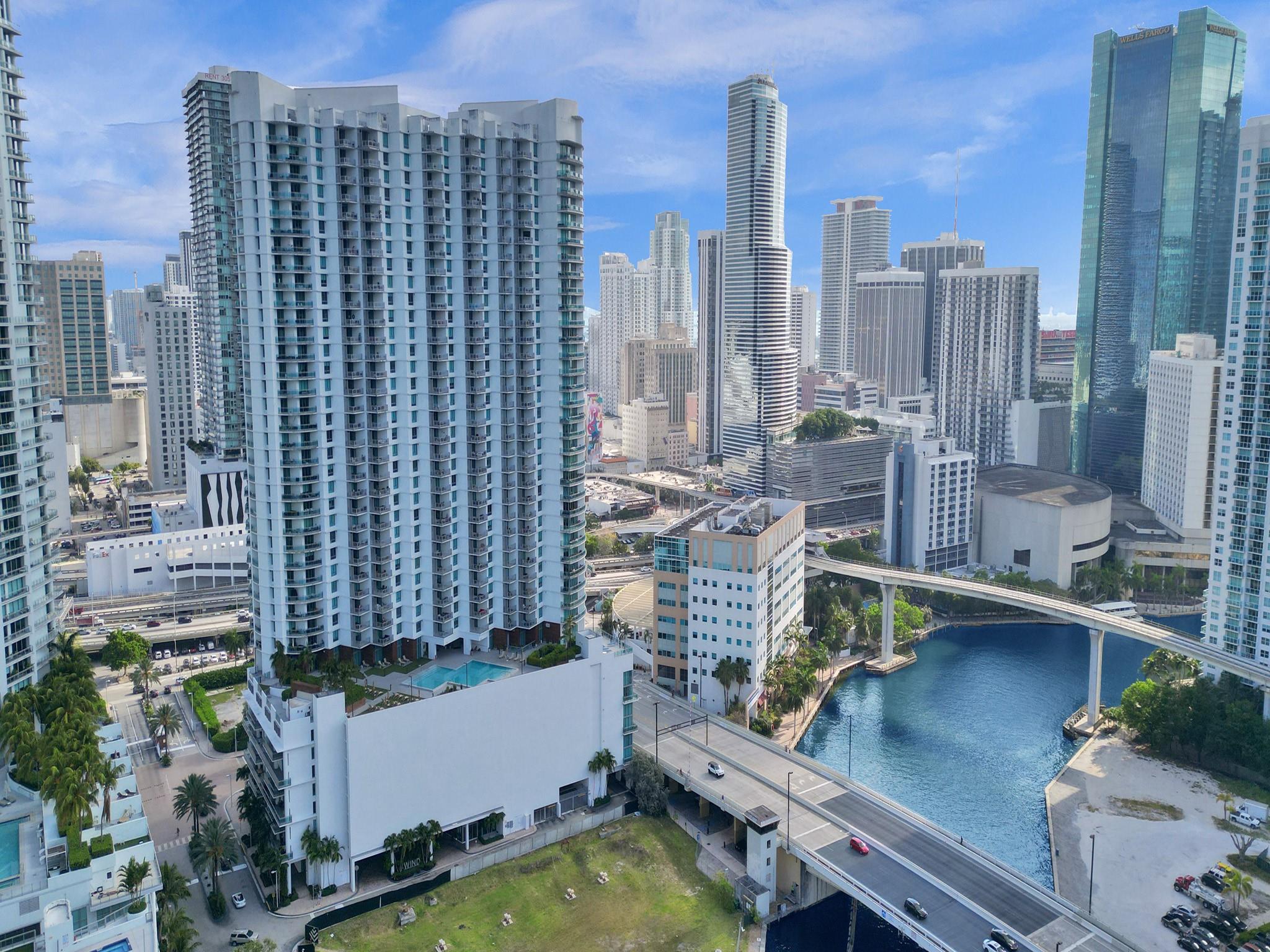 350 S Miami Ave #2805, Miami FL 33130