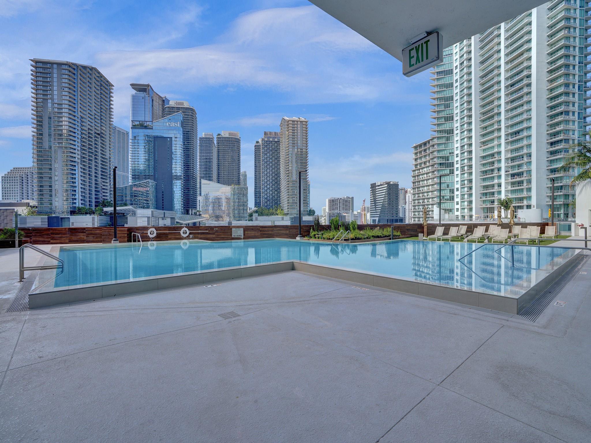 350 S Miami Ave #2805, Miami FL 33130