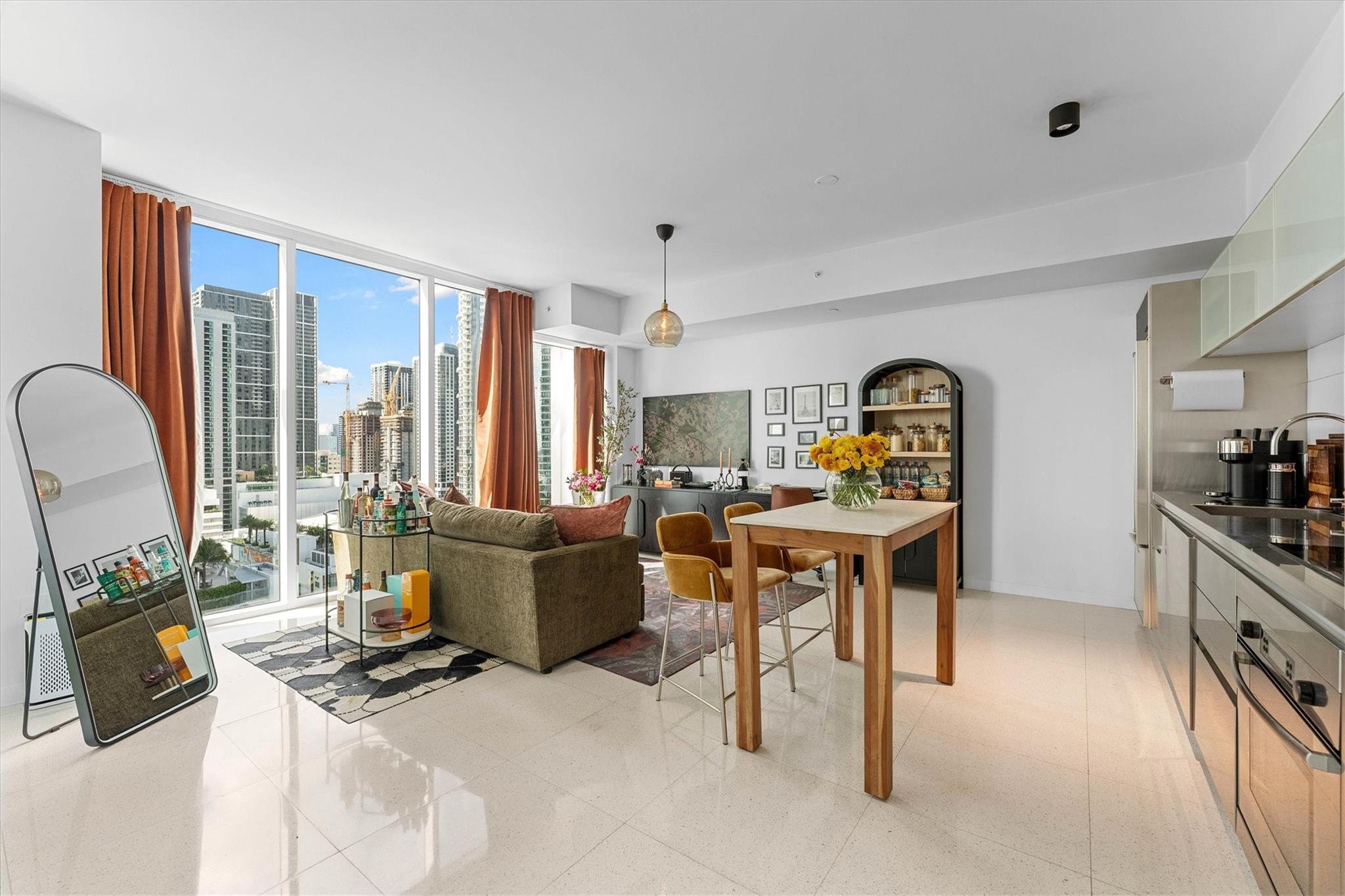1040 Biscayne Blvd #1908, Miami FL 33132