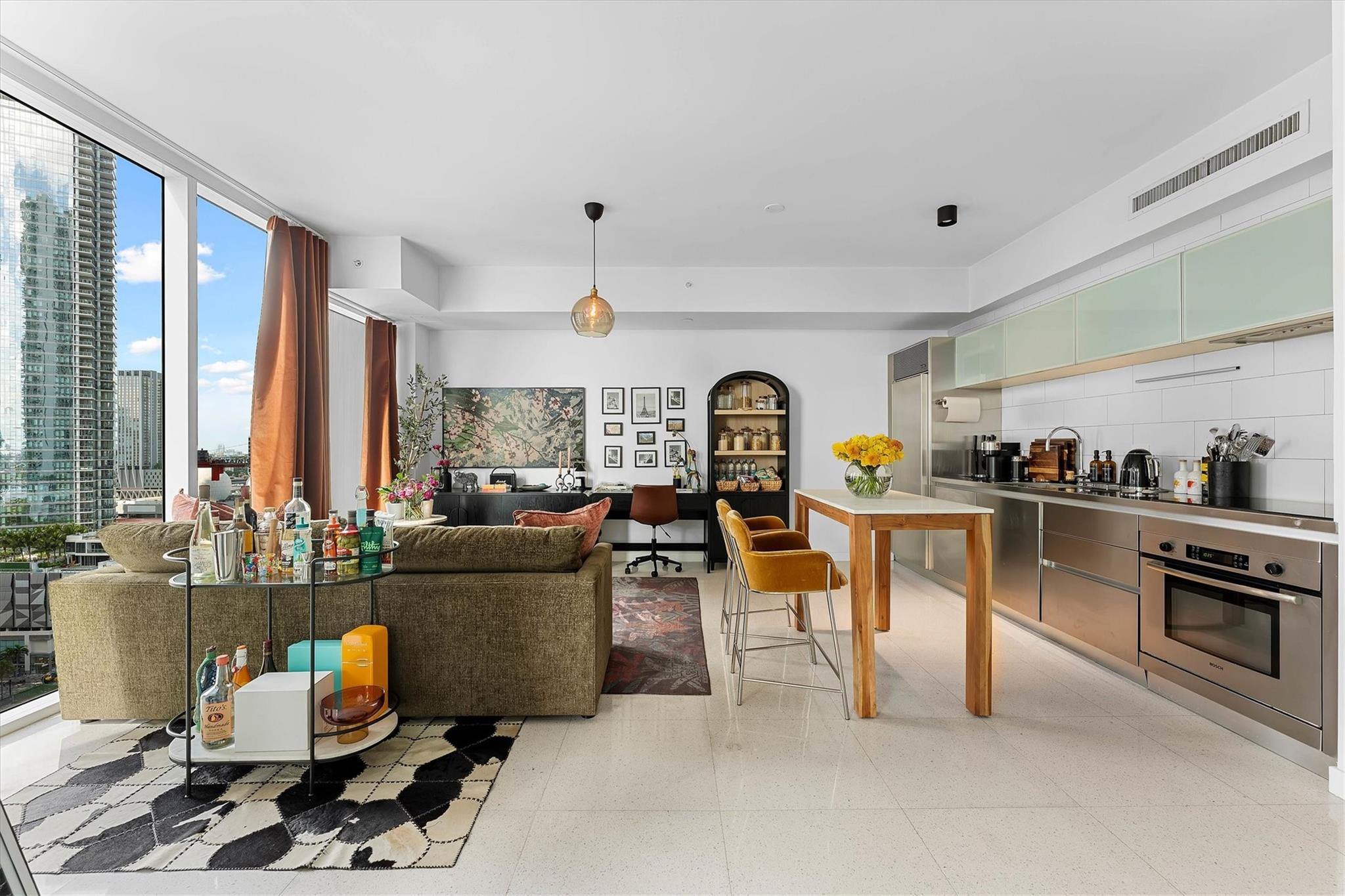 1040 Biscayne Blvd #1908, Miami FL 33132