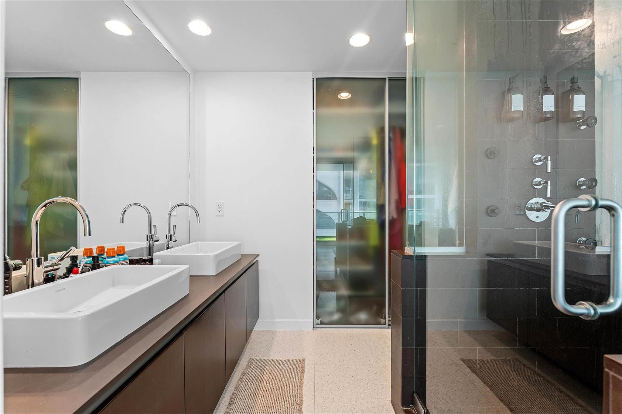 1040 Biscayne Blvd #1908, Miami FL 33132