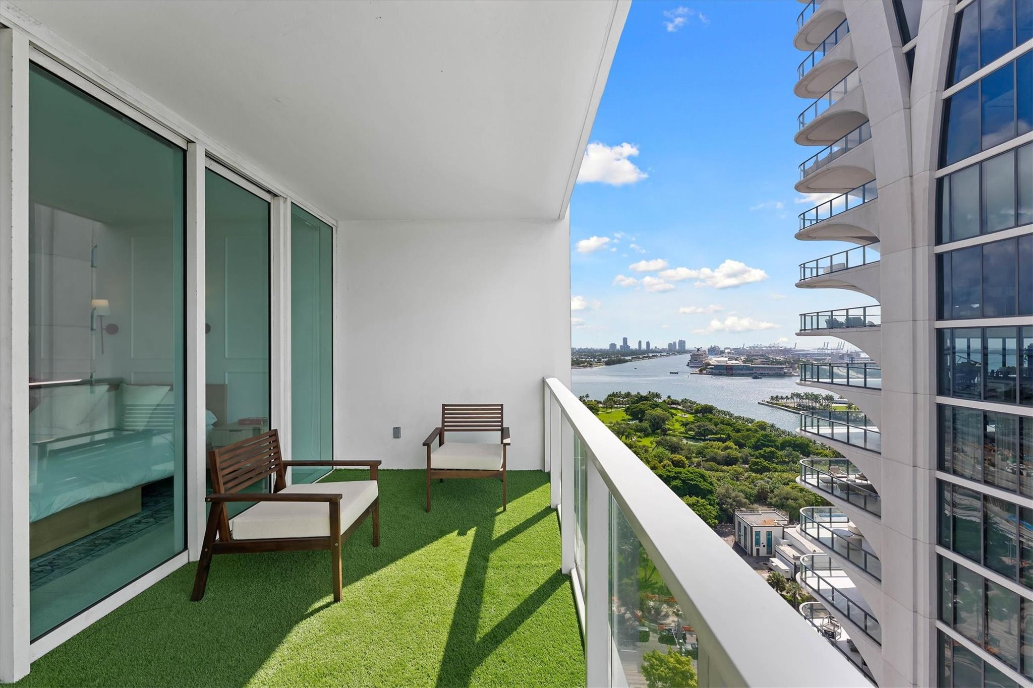 1040 Biscayne Blvd #1908, Miami FL 33132