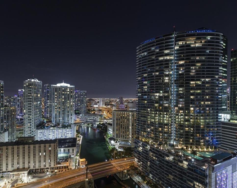 465 Brickell #2706, Miami FL 33131