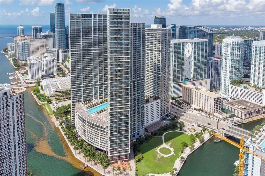 465 Brickell #2706, Miami FL 33131