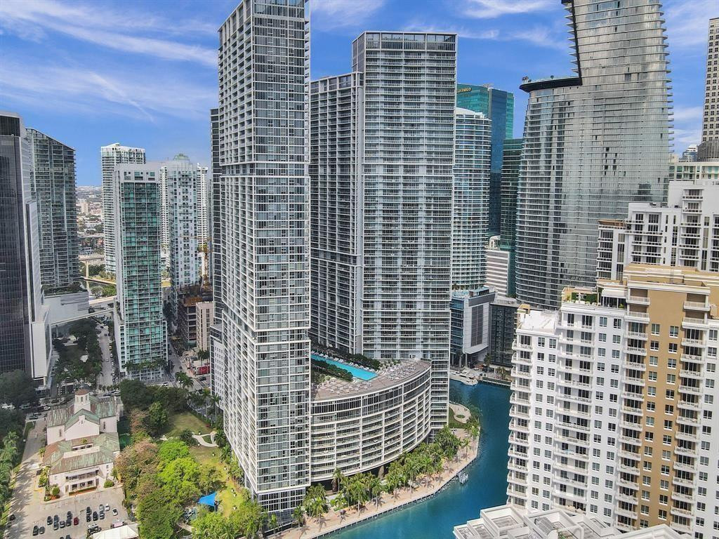 465 Brickell #2706, Miami FL 33131