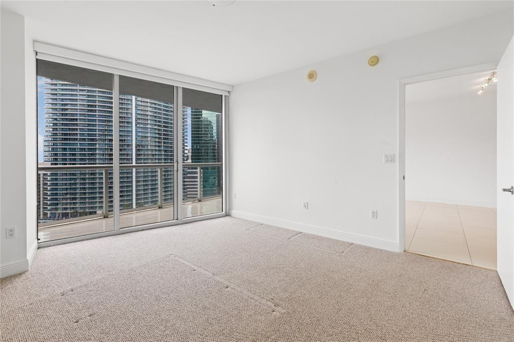 465 Brickell #2706, Miami FL 33131