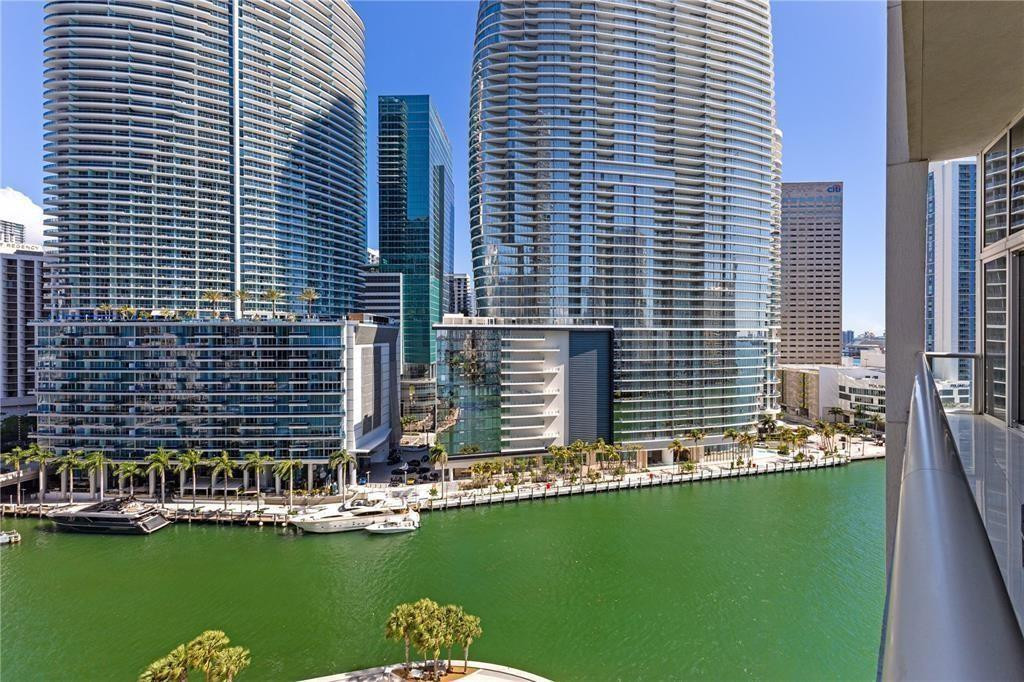465 Brickell #2706, Miami FL 33131