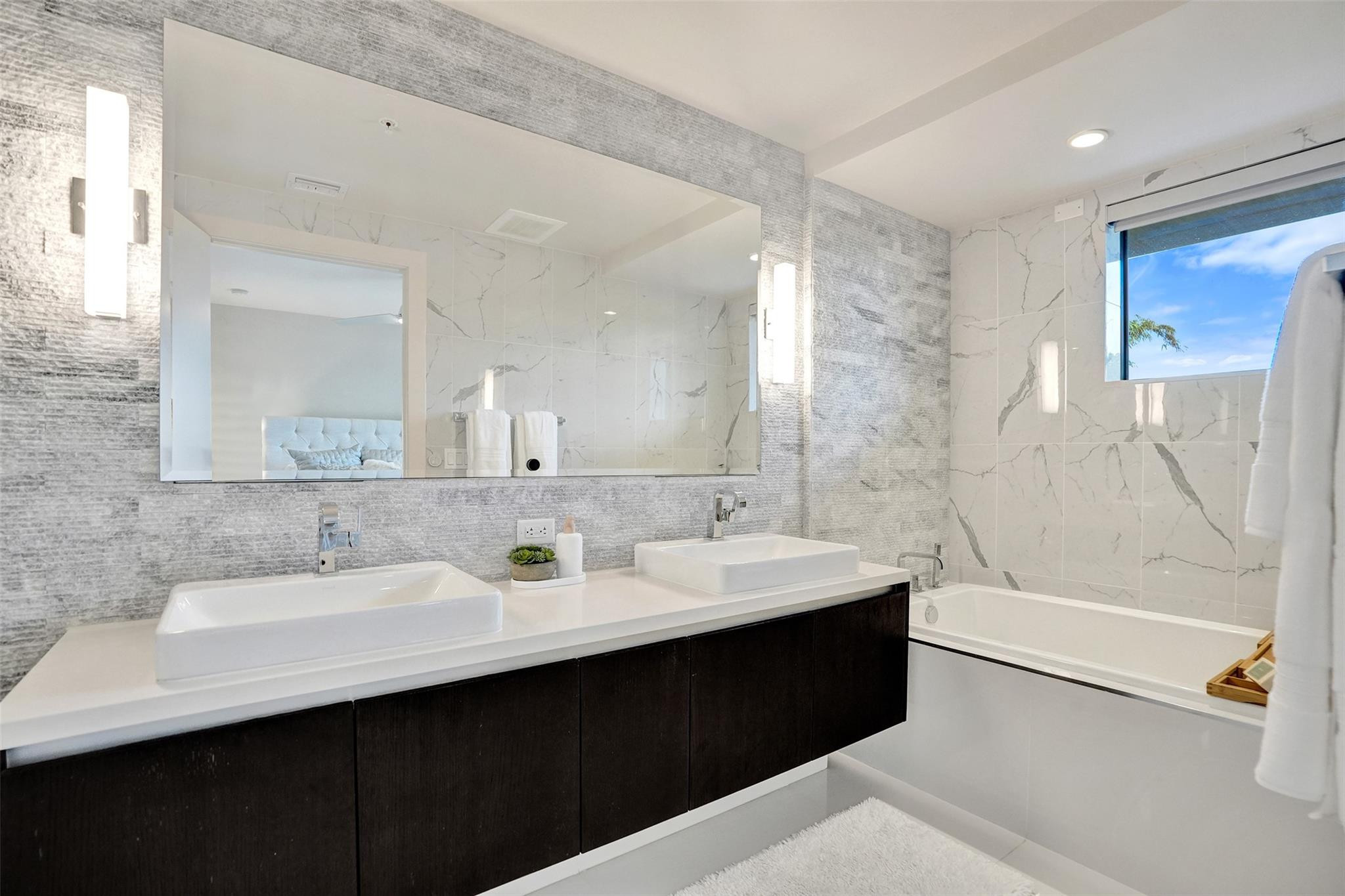 3030 N Ocean #S104, Fort Lauderdale FL 33308