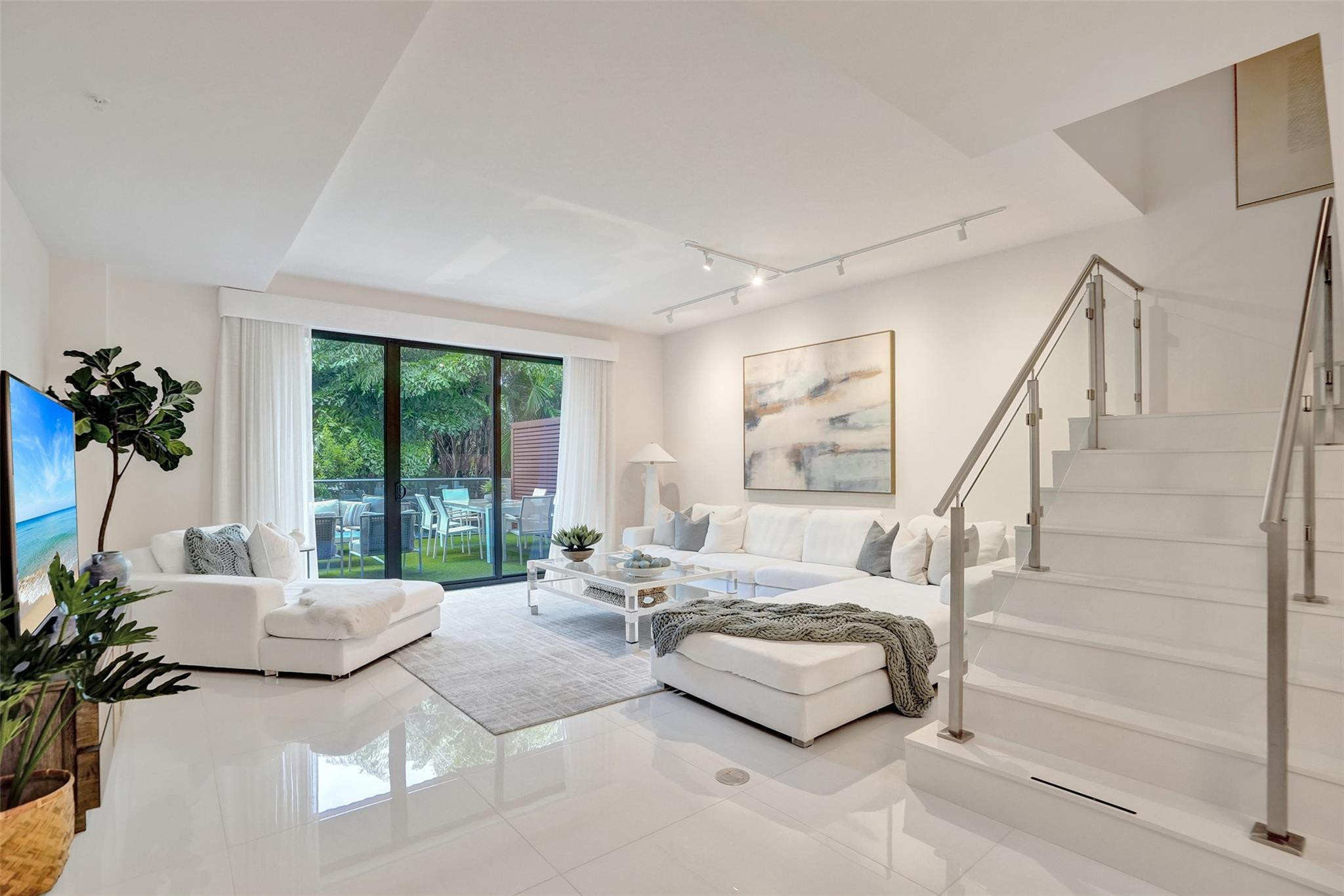 3030 N Ocean #S104, Fort Lauderdale FL 33308