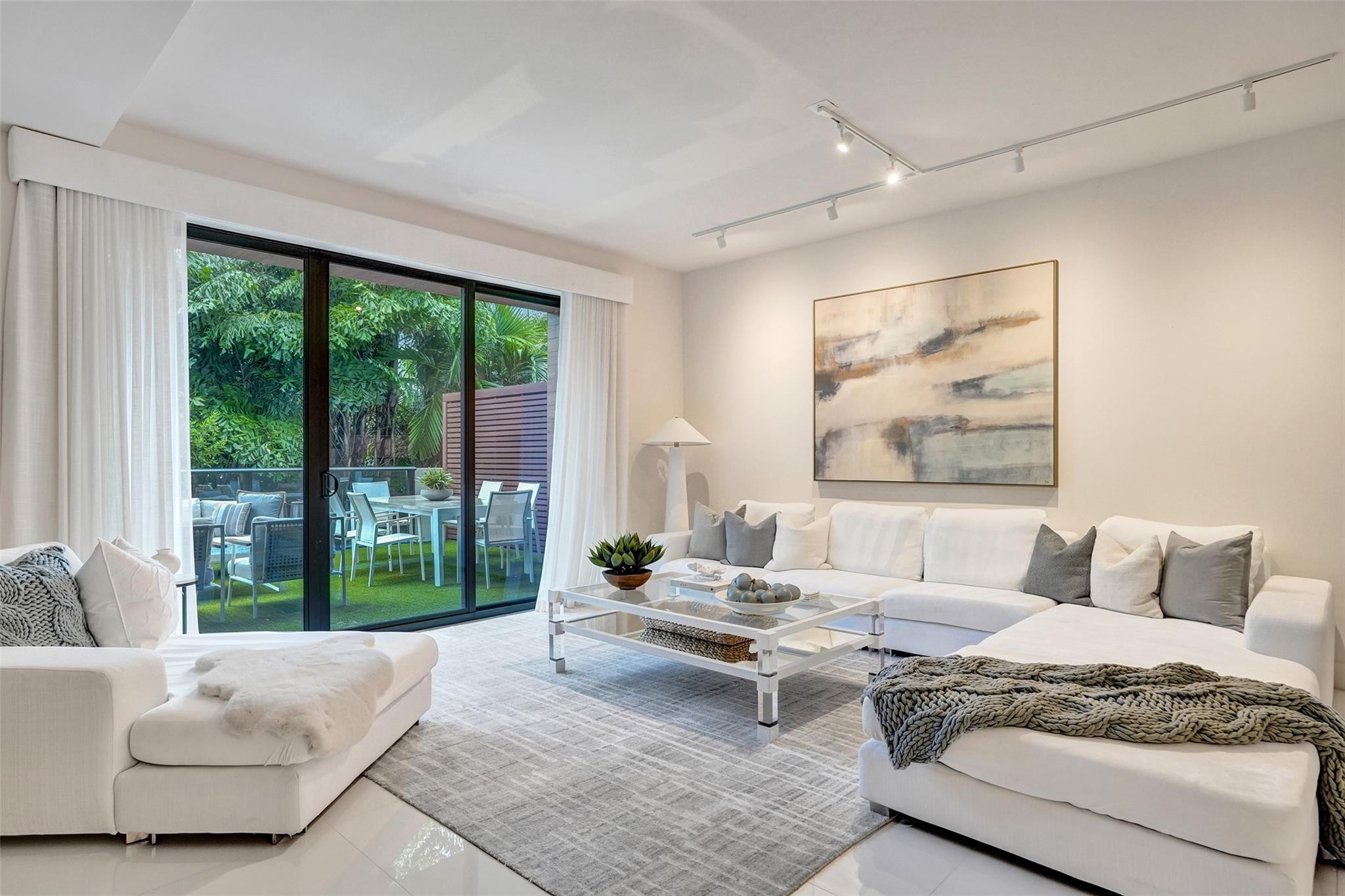 3030 N Ocean #S104, Fort Lauderdale FL 33308