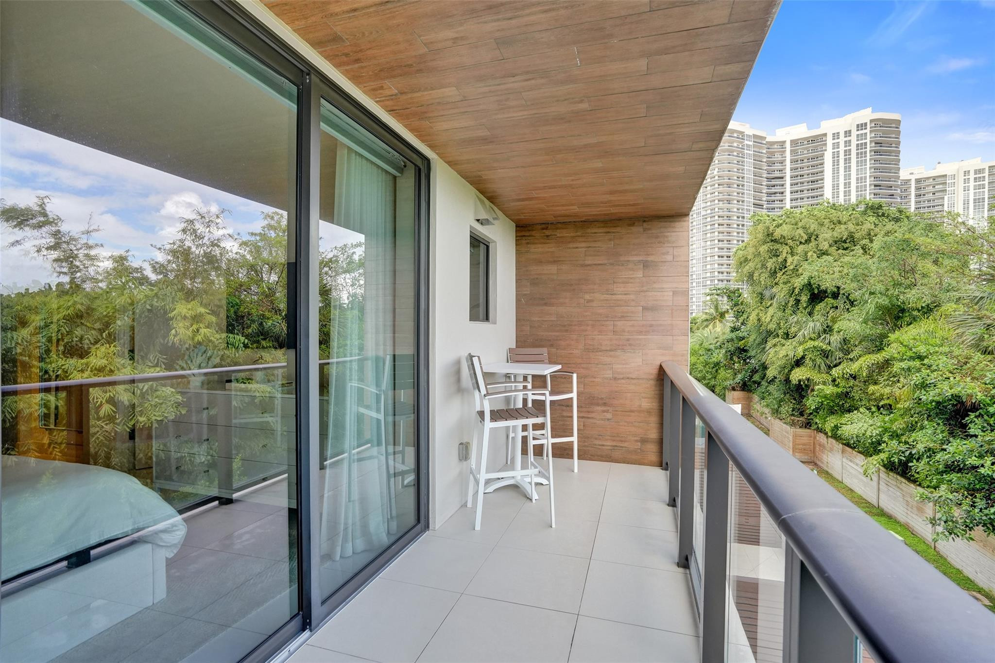 3030 N Ocean #S104, Fort Lauderdale FL 33308