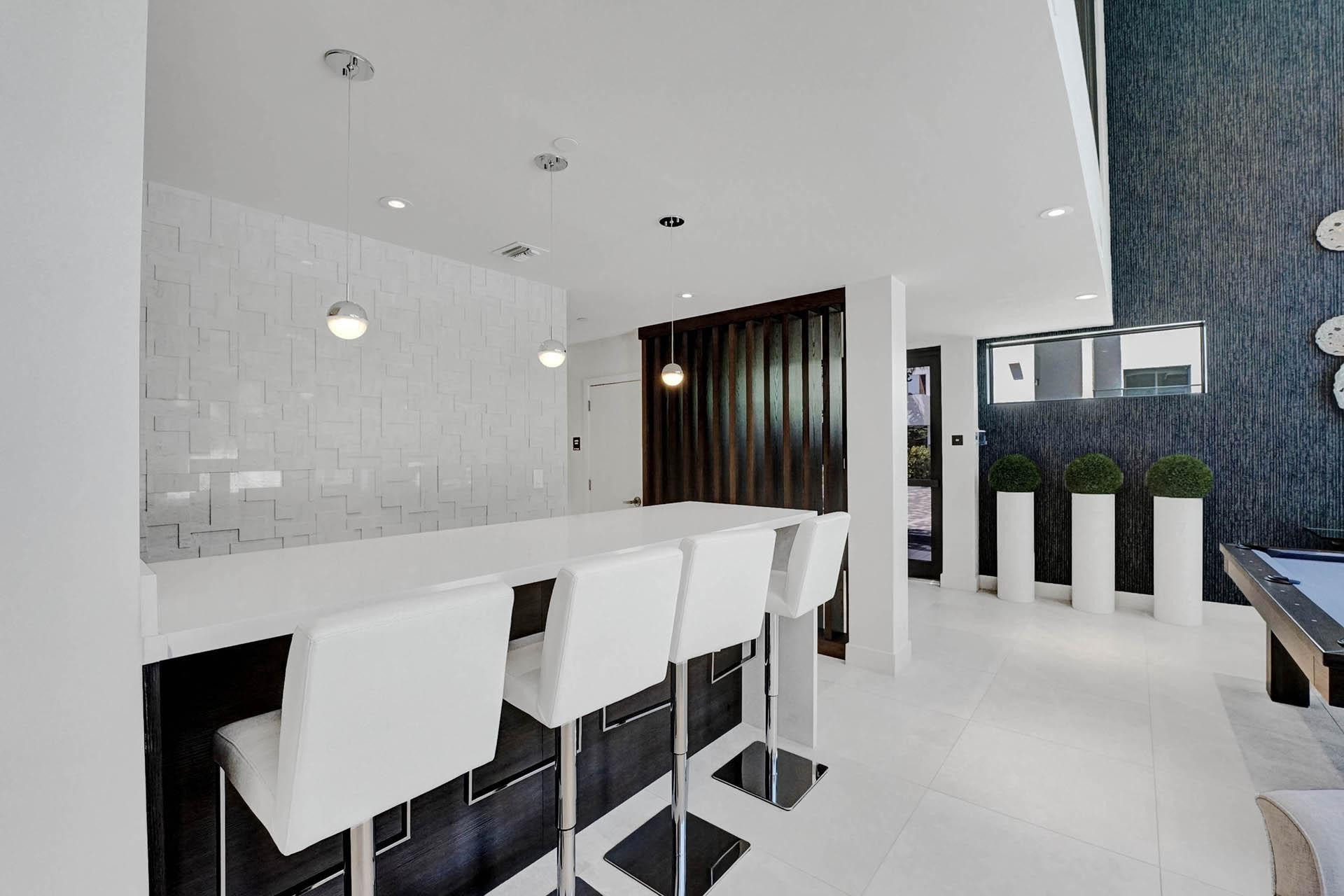 3030 N Ocean #S104, Fort Lauderdale FL 33308