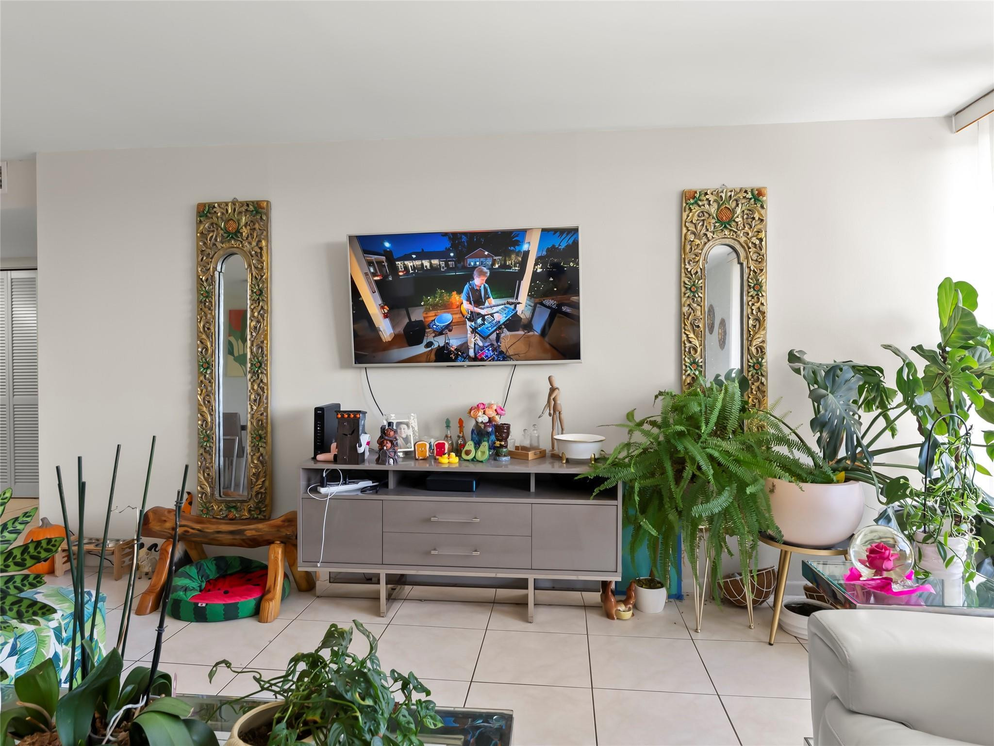 1301 River Reach #515, Fort Lauderdale FL 33315