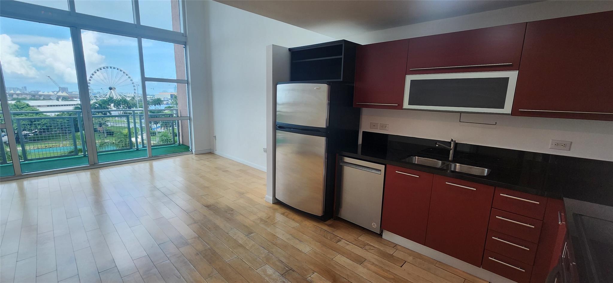 253 NE 2nd St #631, Miami FL 33132