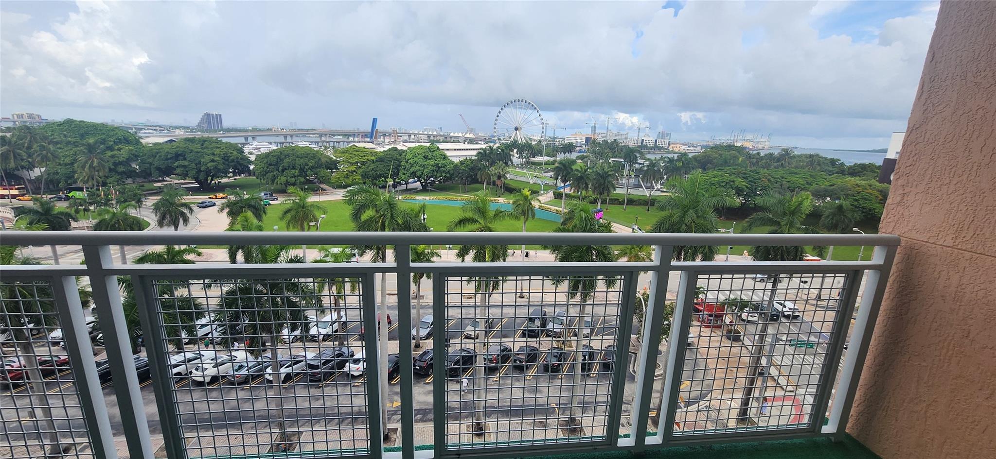253 NE 2nd St #631, Miami FL 33132