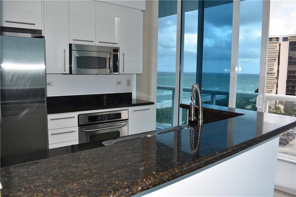 Miami Beach FL 33141 - F10529451