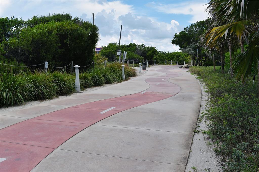 Miami Beach FL 33141 - F10529451