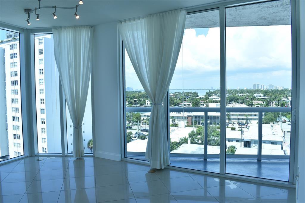 Miami Beach FL 33141 - F10529451